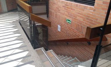 edificio en venta en avenida pradilla. Cod V1368
