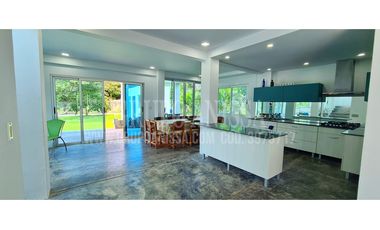 Se Vende Espectacular Casa de Playa en Coronado!