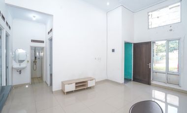 Rumah SHM Hadap Timur 7 Menit ke RSUD Kota Depok Dibantu KPR J-47155