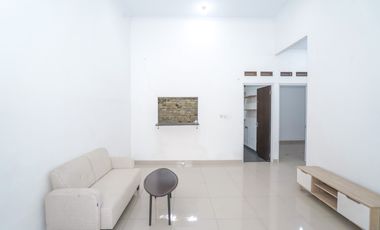 Rumah SHM Hadap Timur 7 Menit ke RSUD Kota Depok Dibantu KPR J-47155