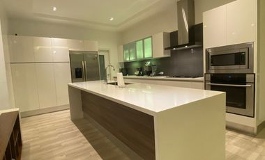 Casa en Venta en La Urb. Portovita, Via La Costa