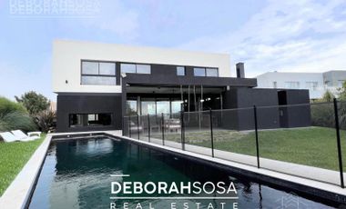 Casa de estilo moderno en Venta al agua! 4 ambientes al agua con pileta - El Cantón- Escobar