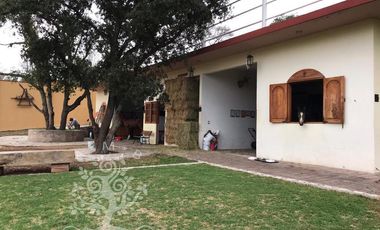 FINCA EN VENTA  AMUEBLADA A TODO LUJO!