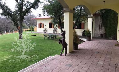 FINCA EN VENTA  AMUEBLADA A TODO LUJO!