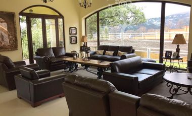 FINCA EN VENTA  AMUEBLADA A TODO LUJO!