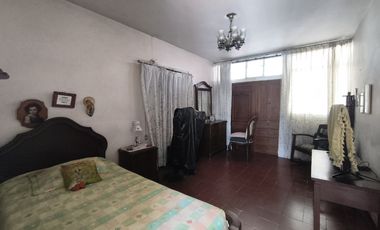 casa en venta en barrio blanco. Cod V15801