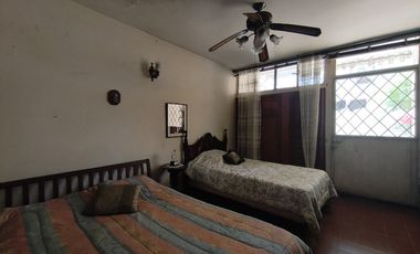 casa en venta en barrio blanco. Cod V15801