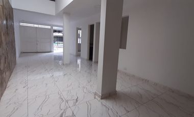 casa en arriendo en el limonar. Cod A124465