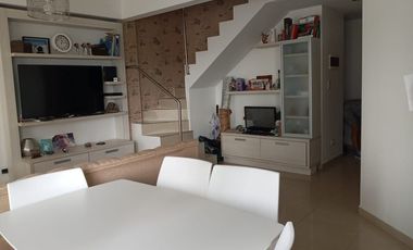 Departamento en venta de 4 ambientes en Lomas de Zamora
