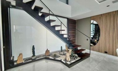 Penthouse para la Venta en El Poblado San Lucas