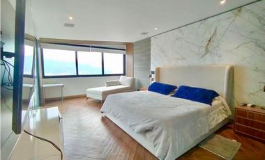Penthouse para la Venta en El Poblado San Lucas