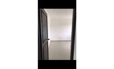 SE VENDE CASA INDEPENDIENTE 2 PISOS EN LOS ANDES