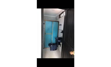 SE VENDE CASA INDEPENDIENTE 2 PISOS EN LOS ANDES