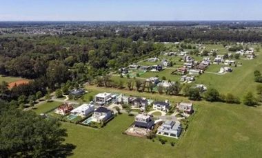 HERMOSO LOTE EN PRADOS DEL OESTE