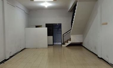 Disewakan Ruko Lokasi Strategis Di Puri Surya Jaya, Sidoarjo