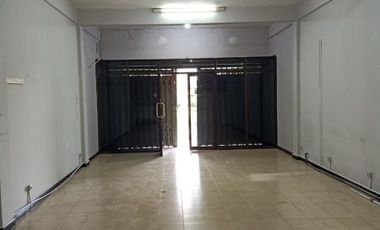 Disewakan Ruko Lokasi Strategis Di Puri Surya Jaya, Sidoarjo