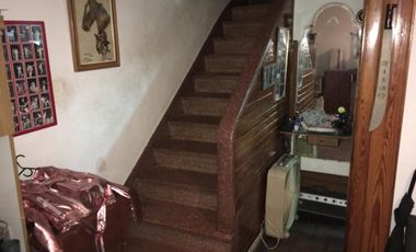 Duplex V.BALLESTER. B BALLESTER Y SAN LORENZO. DUPLEX 3 AMBIENTES, 2 DORMITORIOS, COCINA-COMEDOR, BAÑO , COCHERA Y PATIO