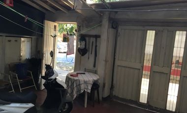 Duplex V.BALLESTER. B BALLESTER Y SAN LORENZO. DUPLEX 3 AMBIENTES, 2 DORMITORIOS, COCINA-COMEDOR, BAÑO , COCHERA Y PATIO