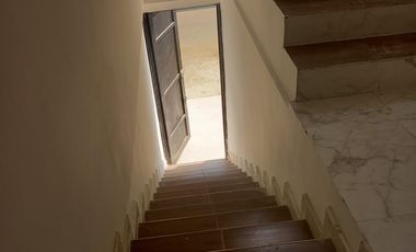 Se alquila excelente apartamento 2 piso independiente ! ubicación privilegiada en el sur del Cali Caney ! con un área 52m2. Cod A22255
