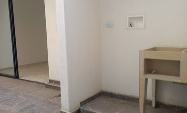 Se alquila excelente apartamento 2 piso independiente ! ubicación privilegiada en el sur del Cali Caney ! con un área 52m2. Cod A22255