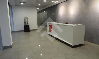 Oficina en Venta en Gerónimo de Alderete con Av Kennedy Lateral