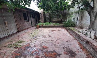 Casa en venta en Quilmes Centro