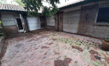 Casa en venta en Quilmes Centro