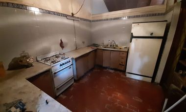 Casa en venta en Quilmes Centro