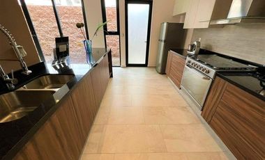 Casa en Venta 3 amplias habitaciones, Zibata GPT3462