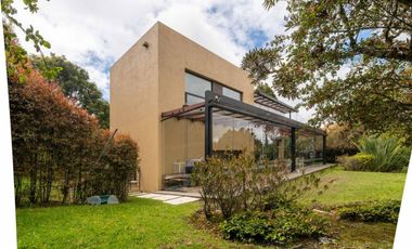 casa en arriendo en antiguo camino al meta. Cod A25247