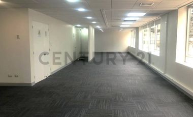 ARRIENDO OFICINA APOQUINDO EL GOLF