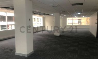 ARRIENDO OFICINA APOQUINDO EL GOLF