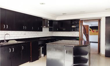 CASA PARA ARRIENDO EN SAN LUCAS - AMOBLADA