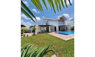 Vendo Casa Campestre Conjunto Palma Real Restrepo Meta