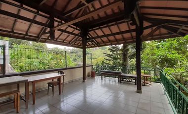 DISEWA VILLA PAVILIUN NYAMAN SEJUK @ CIPAKU SAYAP SETIABUDI