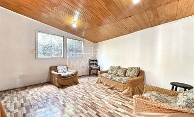 Casa en venta de 5 dorm. en Ñuñoa