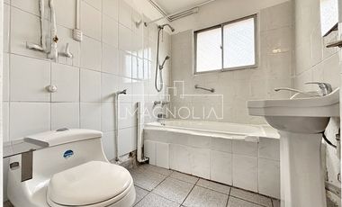 Casa en venta de 5 dorm. en Ñuñoa