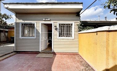Casa en venta de 5 dorm. en Ñuñoa