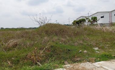 lote en venta en yumbo. Cod V11910