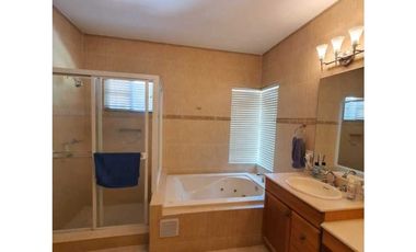 VENTA CASA AMOBLADA RESIDENCIAL PALMERAS DEL ESTE COSTA DEL ESTE