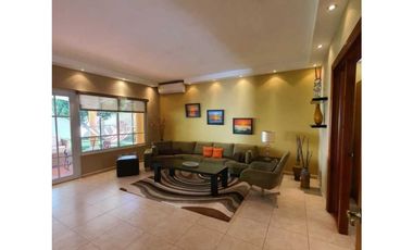 VENTA CASA AMOBLADA RESIDENCIAL PALMERAS DEL ESTE COSTA DEL ESTE