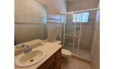 VENTA CASA AMOBLADA RESIDENCIAL PALMERAS DEL ESTE COSTA DEL ESTE