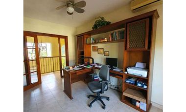 VENTA CASA AMOBLADA RESIDENCIAL PALMERAS DEL ESTE COSTA DEL ESTE