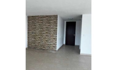 ALQUILO APARTAMENTO AMOBLADO EN TORRE 7400