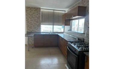 ALQUILO APARTAMENTO AMOBLADO EN TORRE 7400