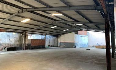 Dijual bangunan tepat di tengah kota *Jalan Tunjungan Surabaya*