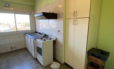 DEPARTAMENTO EN VENTA EN BERNAL.