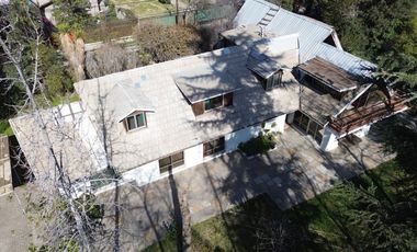 Casa en venta de 7 dorm. Calle Fresia La Florida