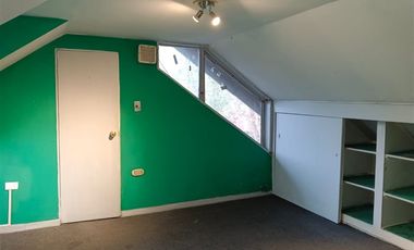 Casa en venta de 7 dorm. Calle Fresia La Florida