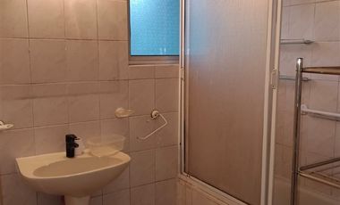 Casa en venta de 7 dorm. Calle Fresia La Florida